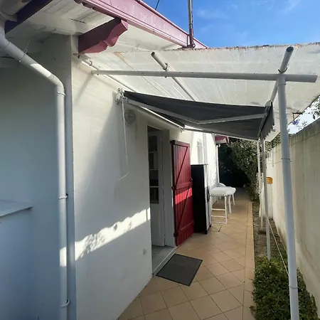 Casa de Férias Maison Landaise Au Port De Capbreton, Pres Des Plages, Jardin Prive Et Terrasse, Pour 6 Personnes. - Fr-1-239-1014