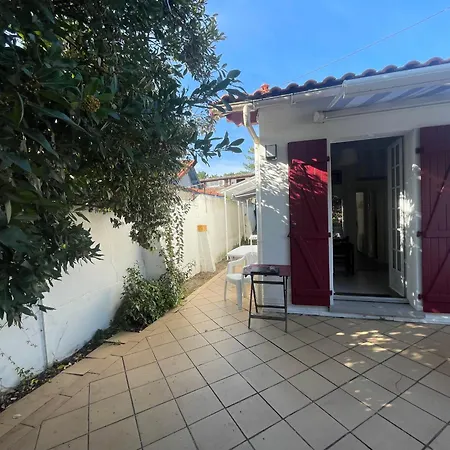 Maison Landaise Au Port De Capbreton, Pres Des Plages, Jardin Prive Et Terrasse, Pour 6 Personnes. - Fr-1-239-1014 *